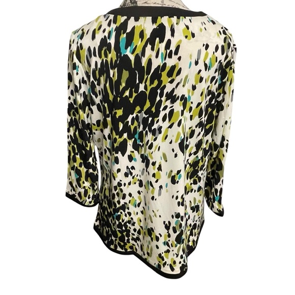 Carolyn Taylor Women's Black and Green Patterned Blouse - Picture 2 of 4
